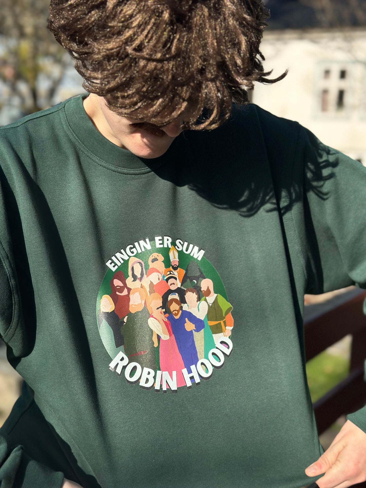 Eingin er sum Robin Hood - Hoodie